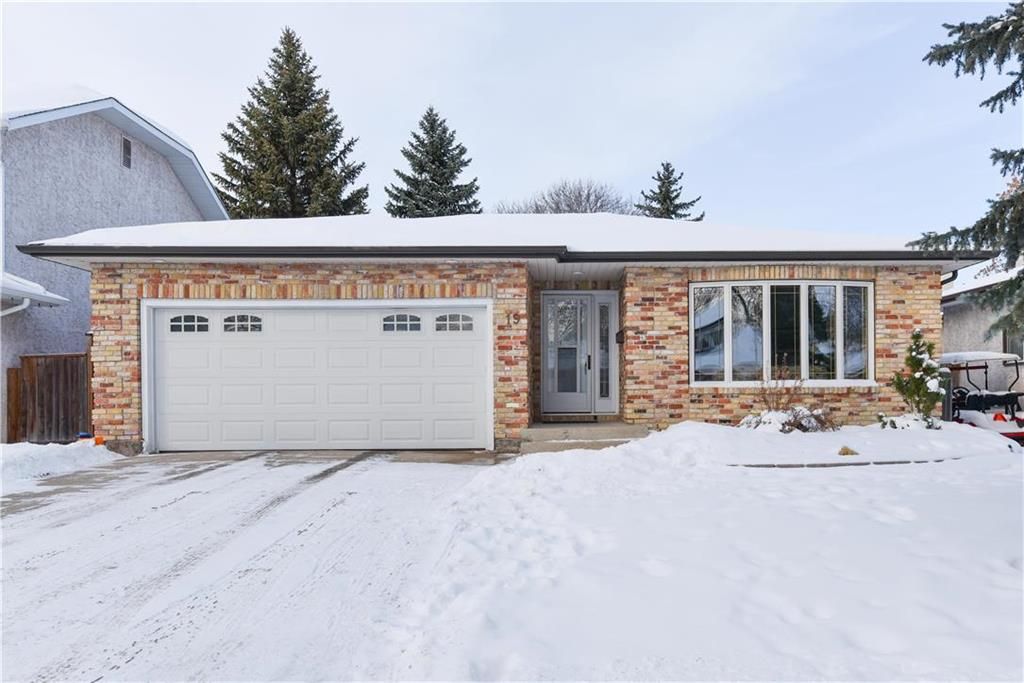 New property listed in Charleswood, 1G